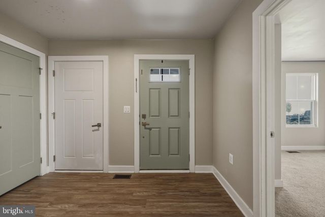 43 ELSTOW WAY, Martinsburg, WV 25405