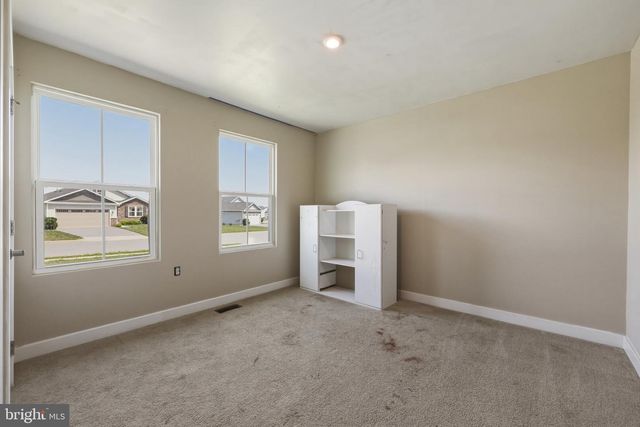 43 ELSTOW WAY, Martinsburg, WV 25405