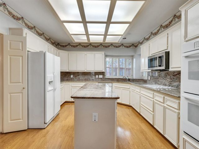 1815 High Gate Court, Sugar Land, TX 77478