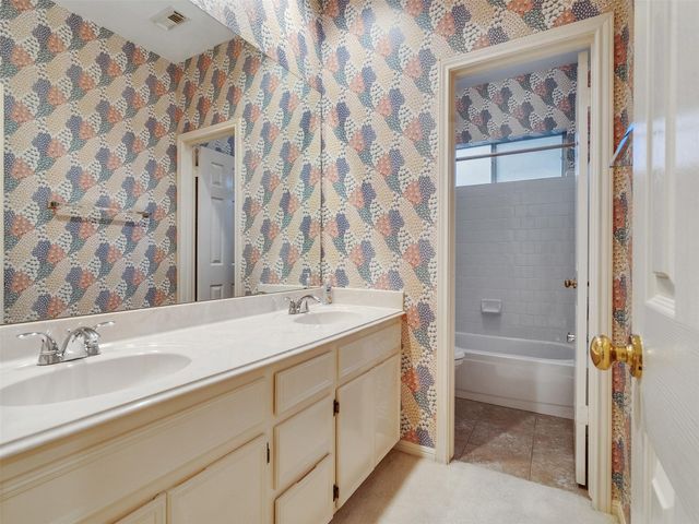 1815 High Gate Court, Sugar Land, TX 77478