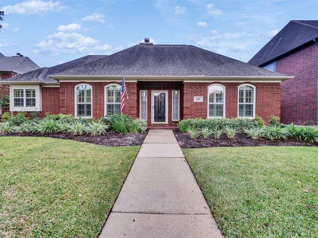 1815 High Gate Court, Sugar Land, TX 77478