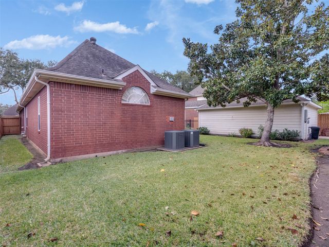 1815 High Gate Court, Sugar Land, TX 77478