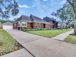 1815 High Gate Court, Sugar Land, TX 77478