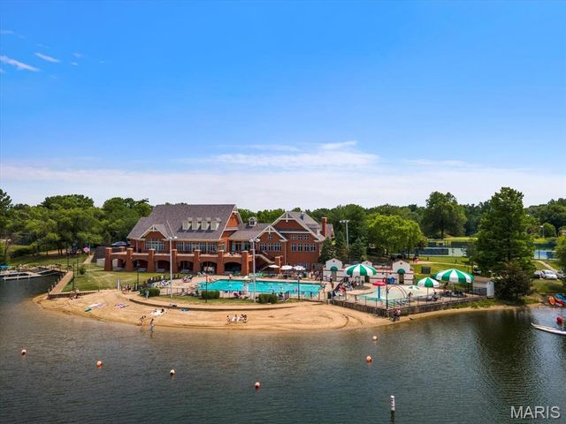 1733 Gascony Parc Drive 1733, Lake St Louis, MO 63367