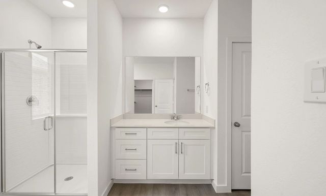 5717 Lakeview Drive, Watauga, TX 76148
