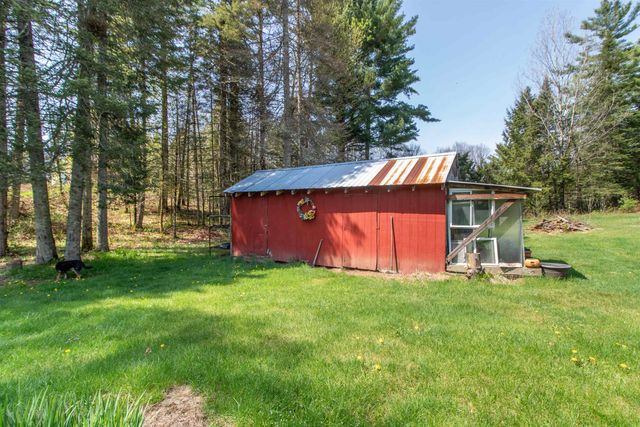 160 Heritage Lane, Lyndon, VT 05851