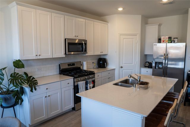 3305 Kaufman Court, Little Elm, TX 75068