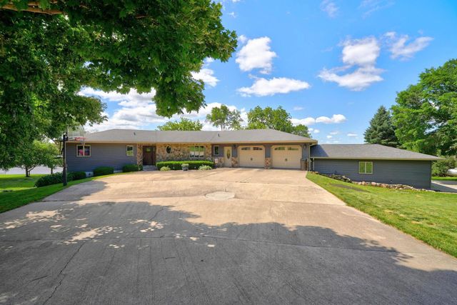 1030 267Th Street, Nashua, IA 50658