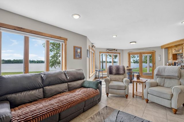 1030 267Th Street, Nashua, IA 50658