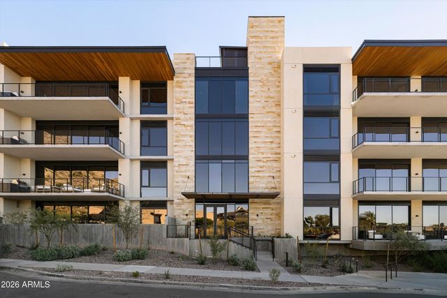 4849 N Camelback Ridge Road B104, Scottsdale, AZ 85251