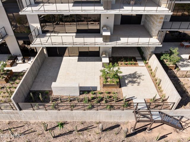 4849 N Camelback Ridge Road B104, Scottsdale, AZ 85251