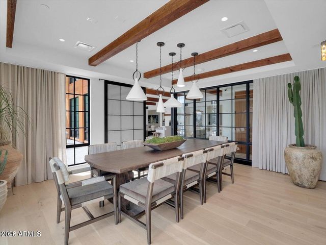 4849 N Camelback Ridge Road B104, Scottsdale, AZ 85251