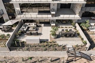 4849 N Camelback Ridge Road B104, Scottsdale, AZ 85251