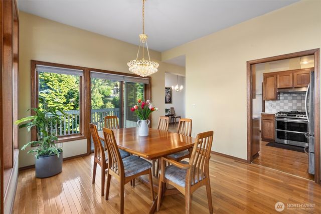 1928 Dumas Circle NE, Tacoma, WA 98422