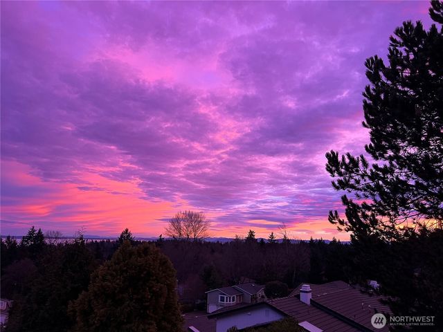 1928 Dumas Circle NE, Tacoma, WA 98422