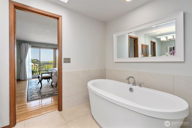 1928 Dumas Circle NE, Tacoma, WA 98422