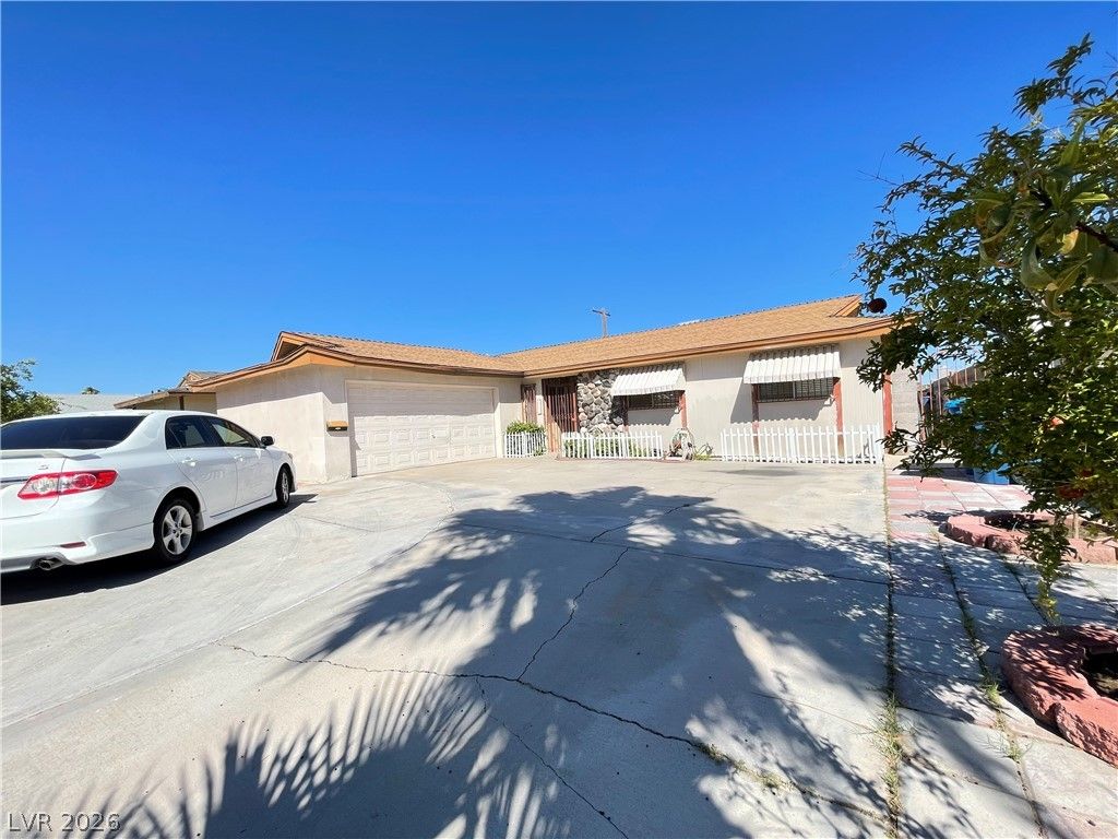 2613 ARENAS Street, Las Vegas, NV 89102 — photo 2