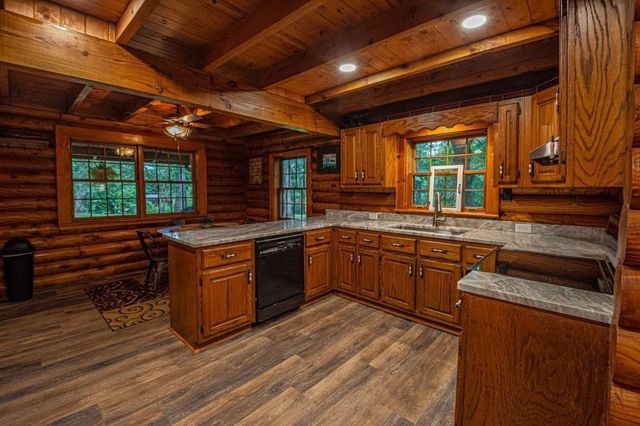 410 Whiskey Still Drive, Cleveland, GA 30528