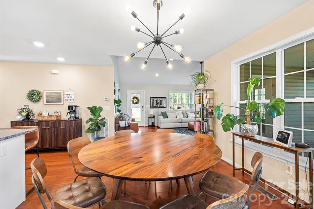 27 Pounding Mill Road, Hendersonville, NC 28792