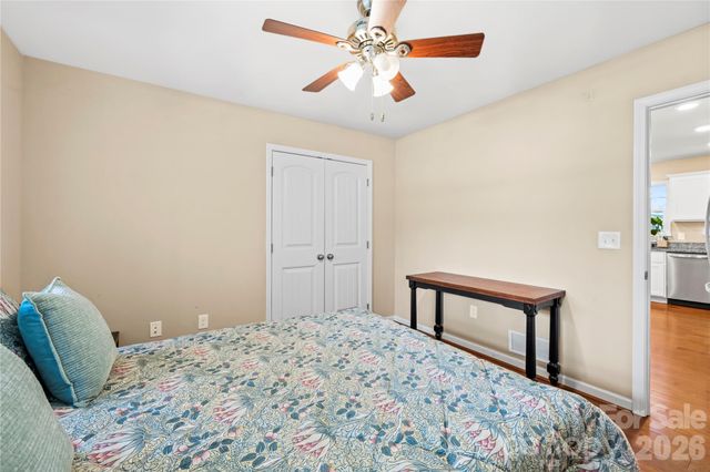 27 Pounding Mill Road, Hendersonville, NC 28792