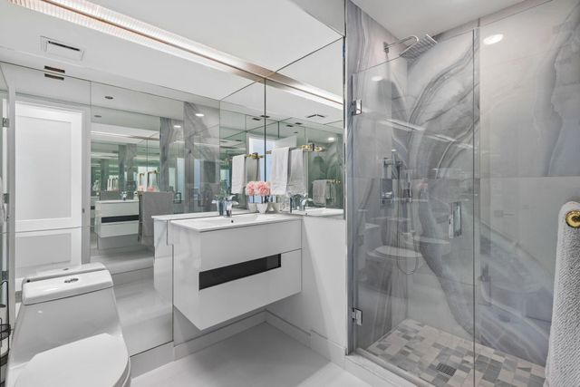 529 S Flagler Drive Th3f, West Palm Beach, FL 33401