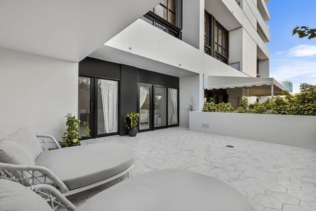 529 S Flagler Drive Th3f, West Palm Beach, FL 33401