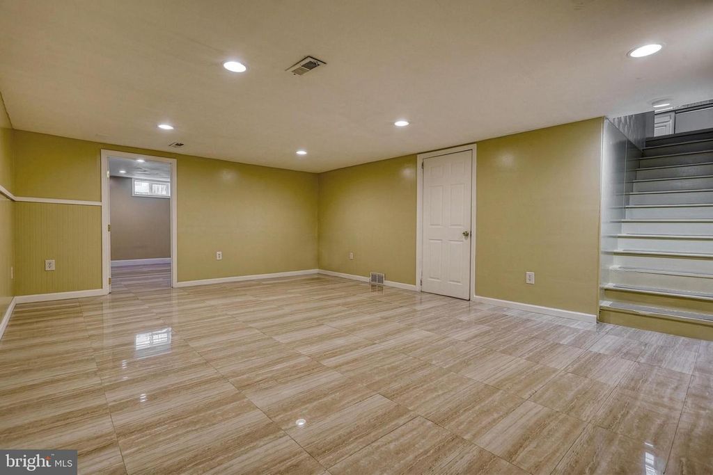 Image 27 of property listing at 1312 WHITEFORD RD, York, PA 17402