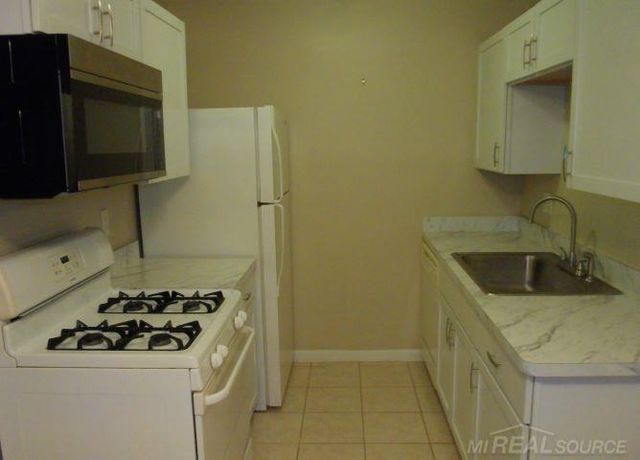 38220 Fairway Court, Clinton Twp, MI 48038