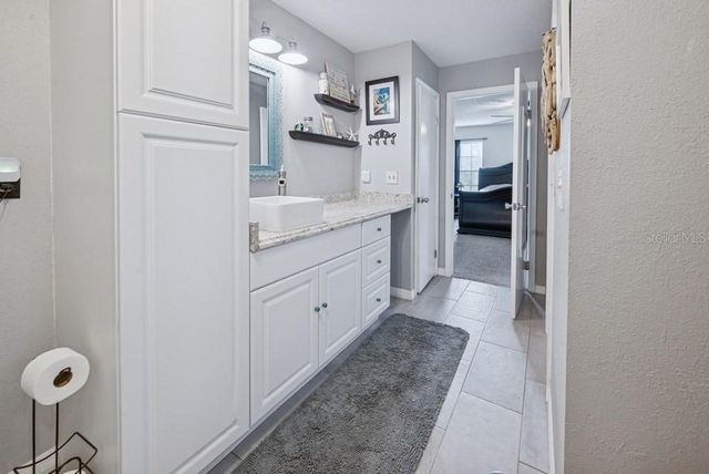 725 SE 56TH AVENUE, Ocala, FL 34480