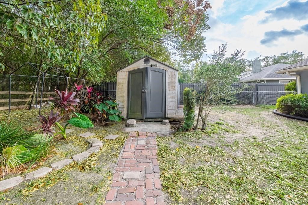 Image 36 of property listing at 725 SE 56TH AVENUE, Ocala, FL 34480