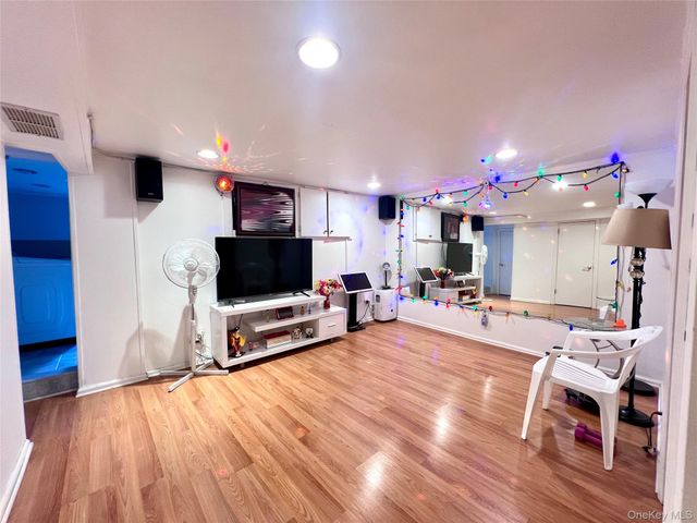 5328 196th Street, Fresh Meadows, NY 11365