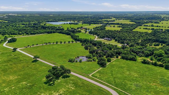 1371-A County Road 130, Whitesboro, TX 76273