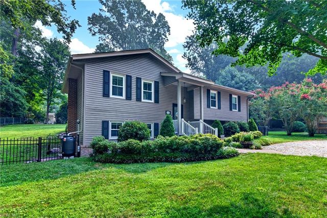 303 Marl Ravine RD, Yorktown, VA 23692