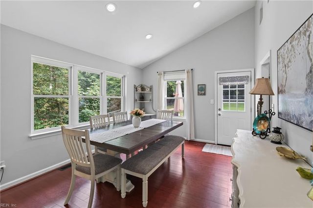 303 Marl Ravine RD, Yorktown, VA 23692