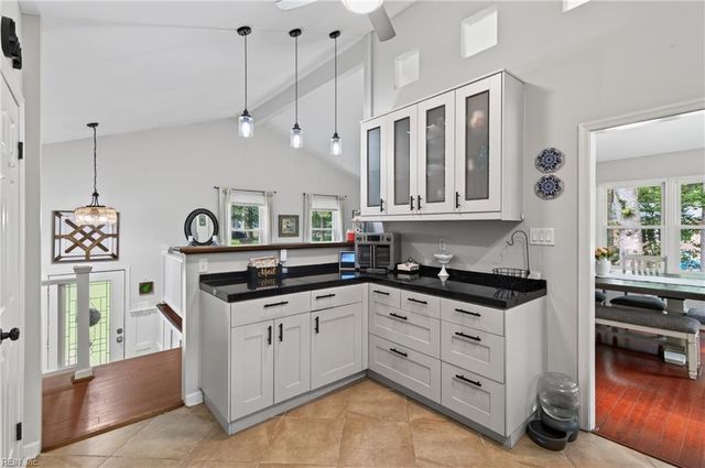 303 Marl Ravine RD, Yorktown, VA 23692