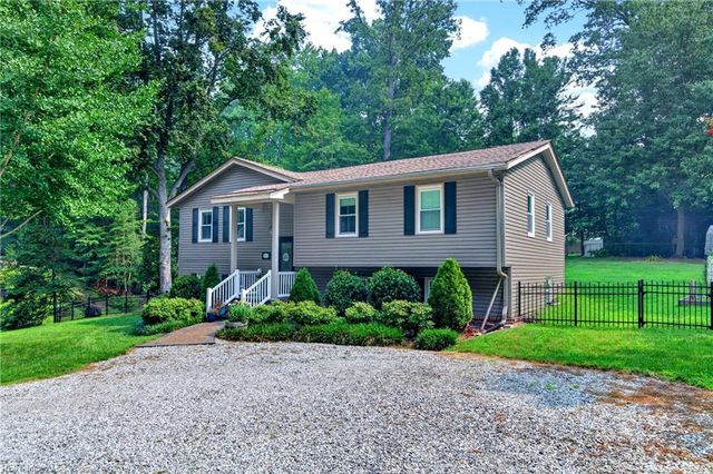 303 Marl Ravine RD, Yorktown, VA 23692