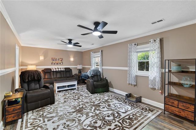 303 Marl Ravine RD, Yorktown, VA 23692