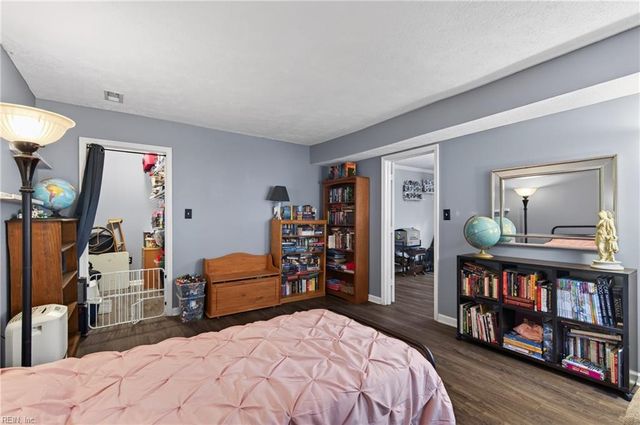 303 Marl Ravine RD, Yorktown, VA 23692
