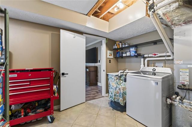 303 Marl Ravine RD, Yorktown, VA 23692