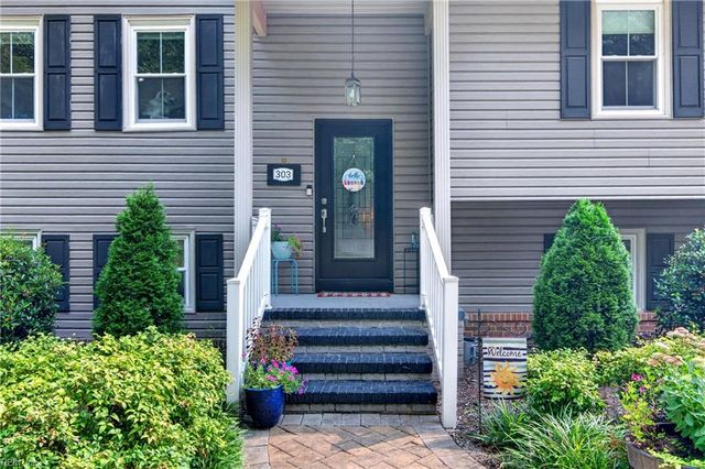 303 Marl Ravine RD, Yorktown, VA 23692