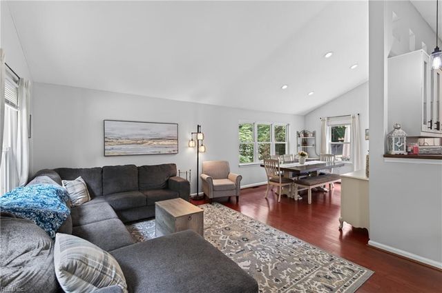 303 Marl Ravine RD, Yorktown, VA 23692