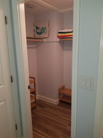 1868 WHARF ROAD, Sarasota, FL 34231