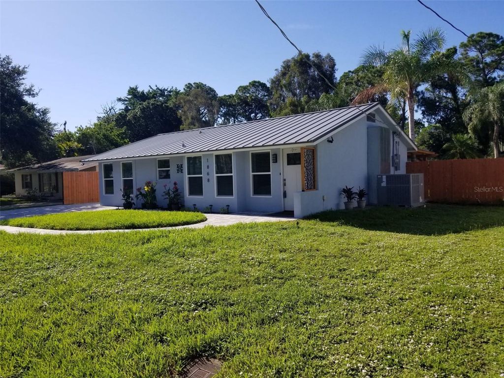 1868 WHARF ROAD, Sarasota, FL 34231
