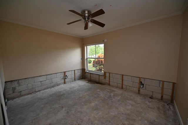 8208 NW 75TH Avenue, Tamarac, FL 33321