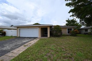 8208 NW 75TH Avenue, Tamarac, FL 33321