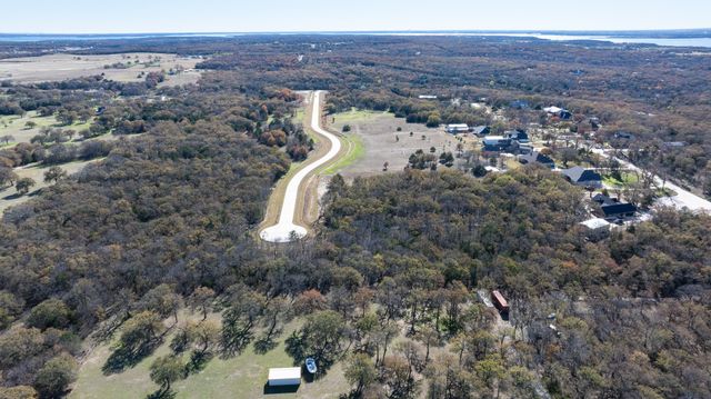 15 Shady Oak Lane, Valley View, TX 76272
