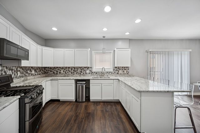 11501 S Vincennes Avenue, Chicago, IL 60643