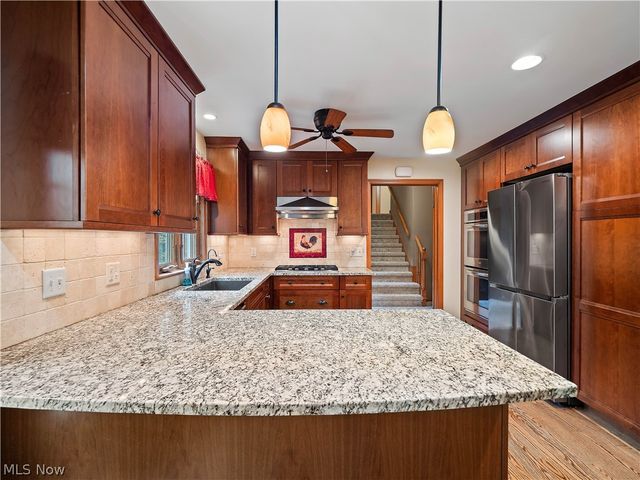 15225 Hook Hollow Road, Novelty, OH 44072