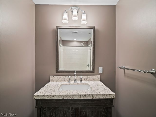 15225 Hook Hollow Road, Novelty, OH 44072