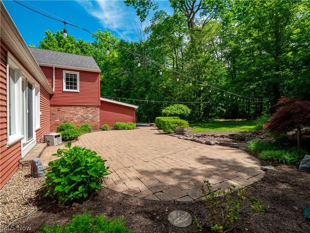 15225 Hook Hollow Road, Novelty, OH 44072